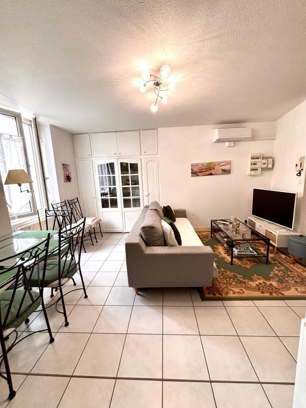 Chez Lucia Appartement Climatise Périgueux Eksteriør bilde
